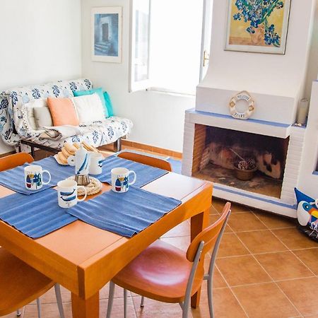 Casa Fendemare, Vista Sul Golfo Iunq2620 Apartment Кала Гононе Екстериор снимка